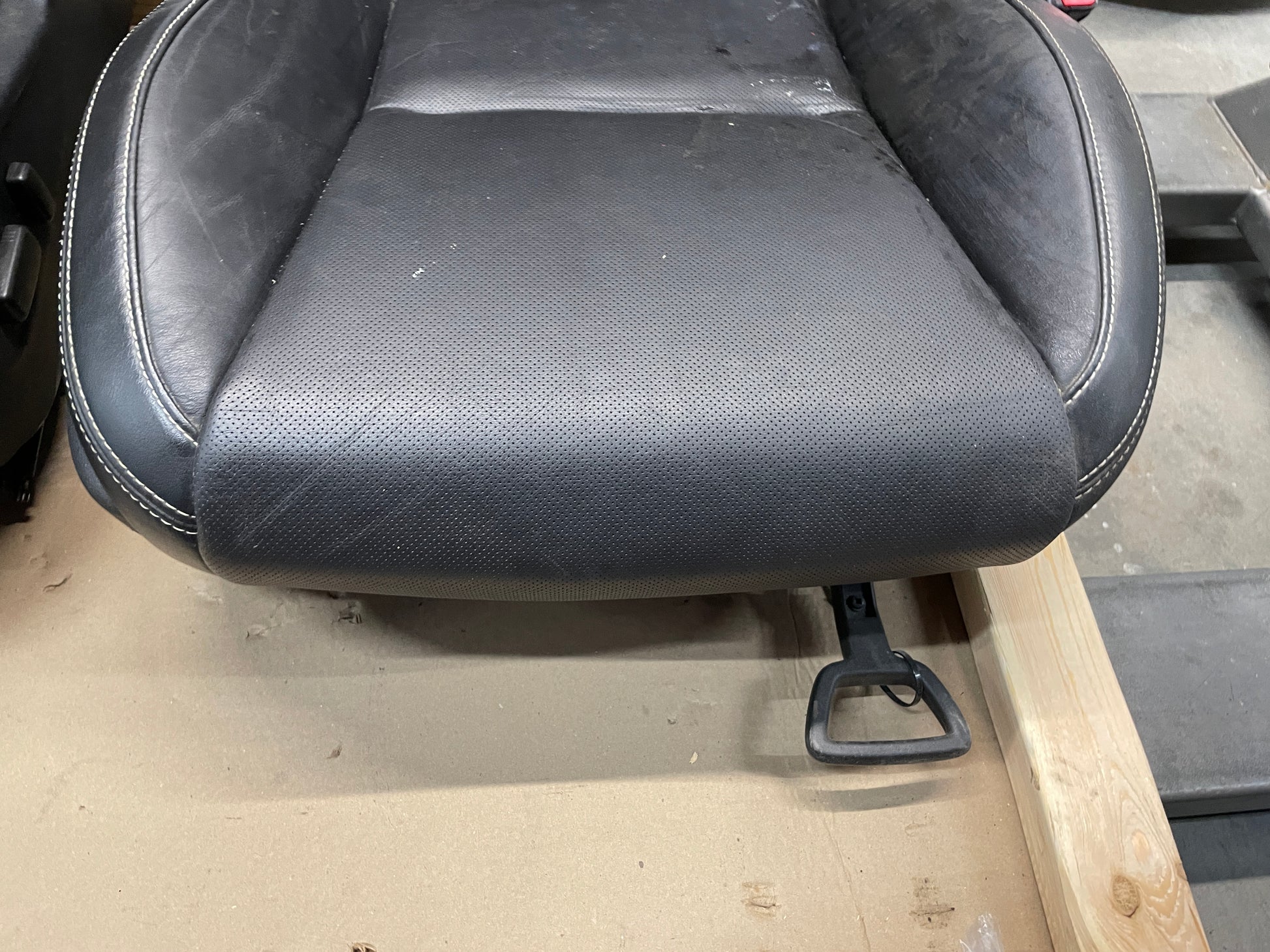 2010 Chevy Camaro SS Seats Front and Rear Black Leather OEM - Day's Parts Yard