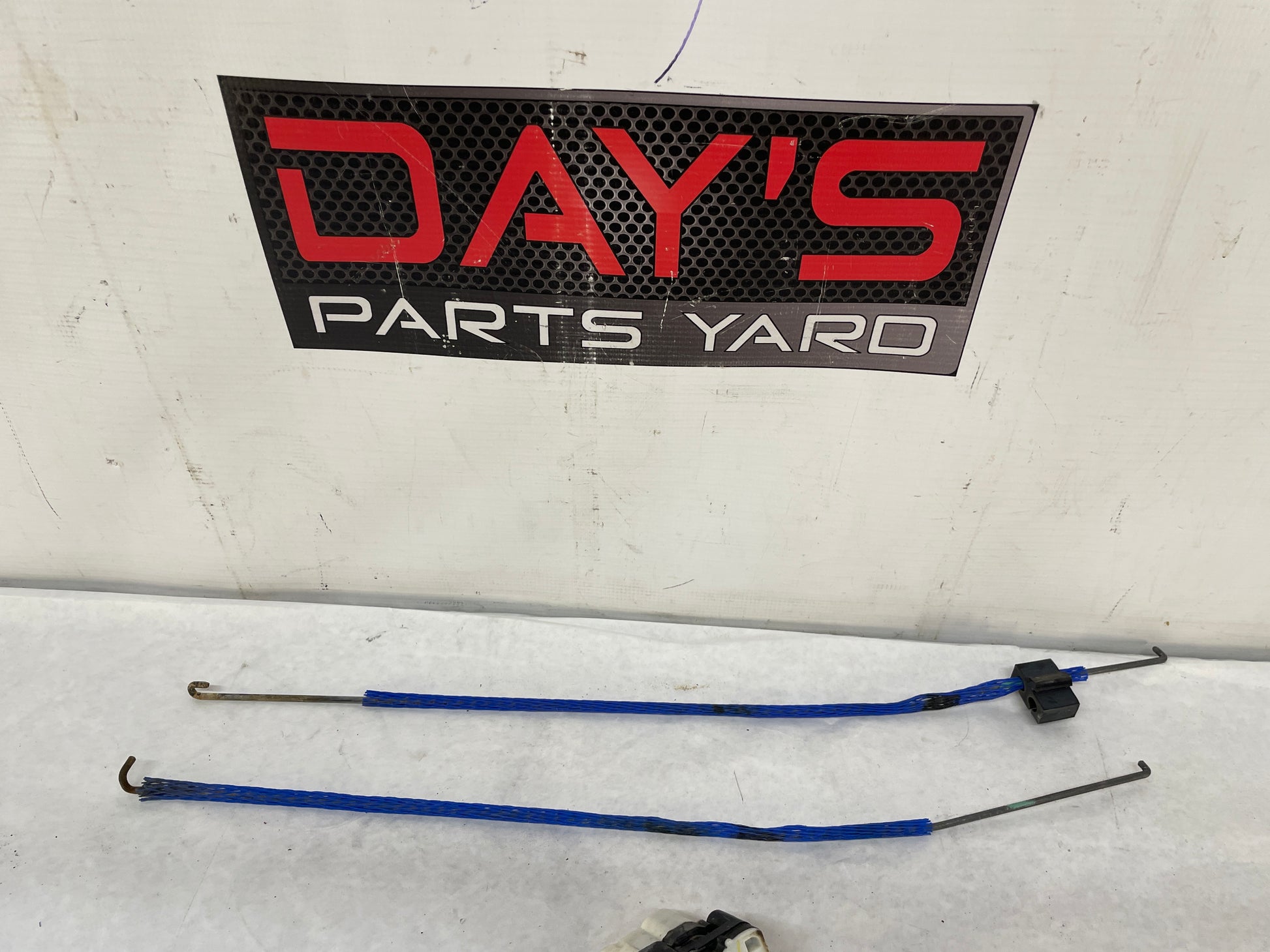 2004 Chevy C5 Corvette LH Driver Door Lock Latch Actuator Assembly OEM - Day's Parts Yard