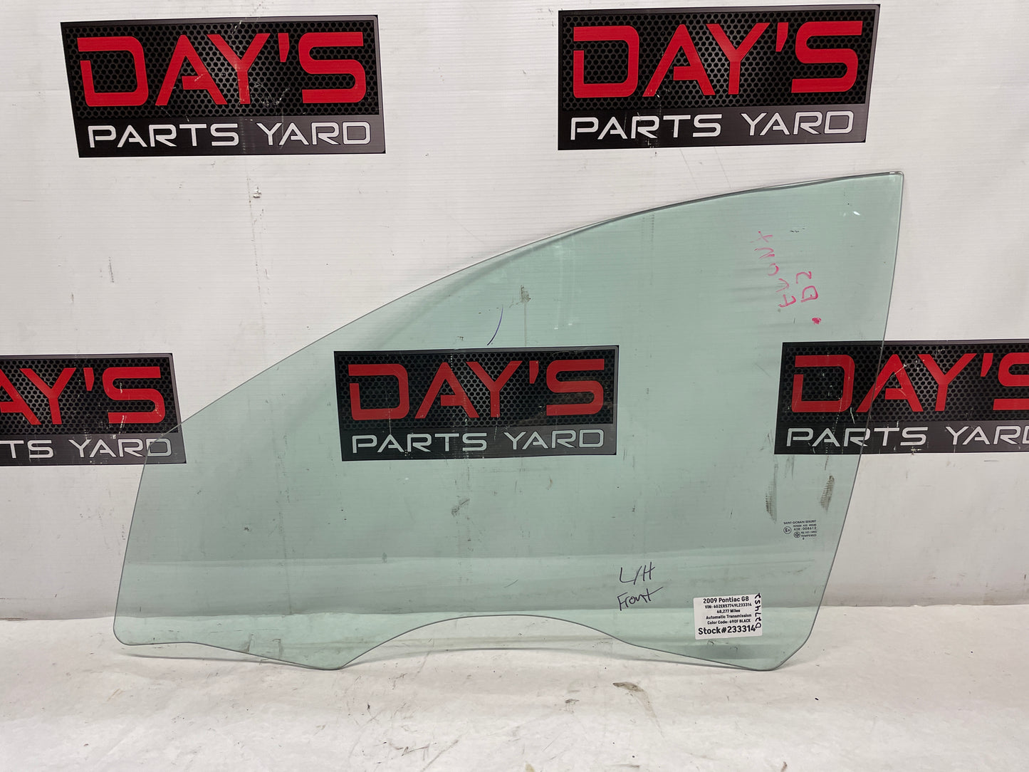 2009 Pontiac G8 LH Driver Front Door Window Glass OEM - Day's Parts Yard