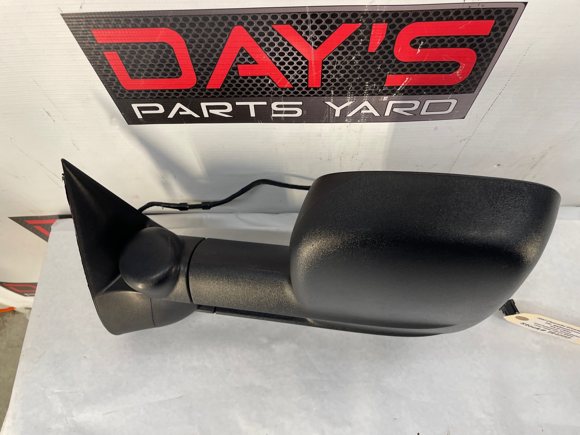 2007 Chevy Silverado K3500 LH Driver Exterior Tow Power Heated Mirror Black OEM - Day's Parts Yard