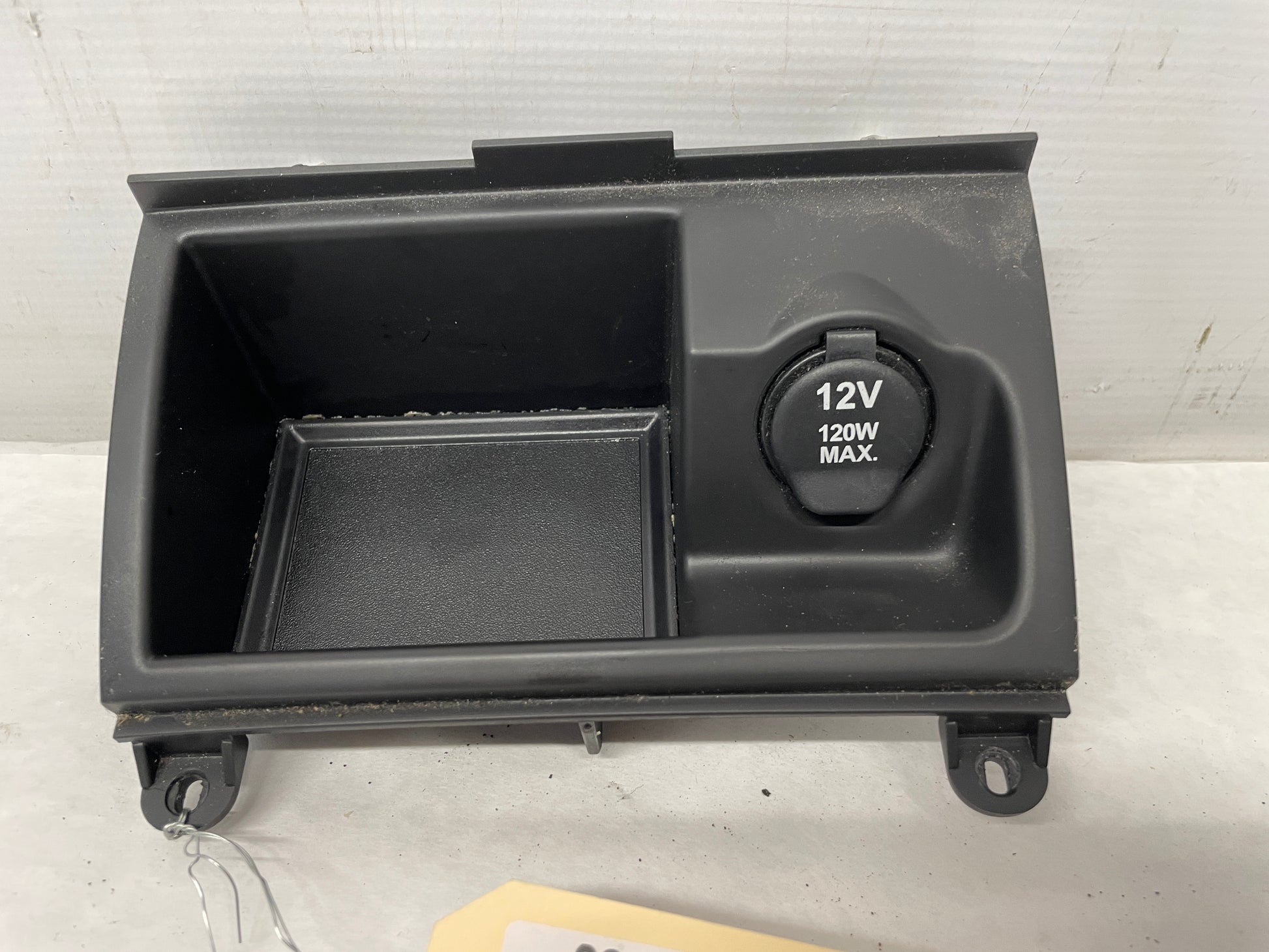 2009 Pontiac G8 Lower Radio Center Console Storage Cubby Compartment Assembly OEM - Day's Parts Yard