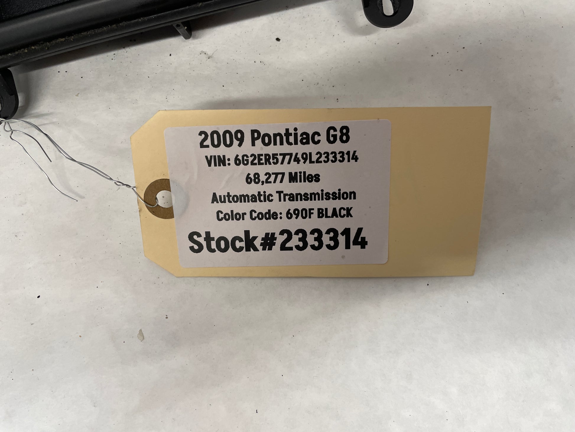 2009 Pontiac G8 Lower Radio Center Console Storage Cubby Compartment Assembly OEM - Day's Parts Yard