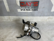 2020 Chevy Camaro SS Vacuum Air Pump OEM - Day's Parts Yard