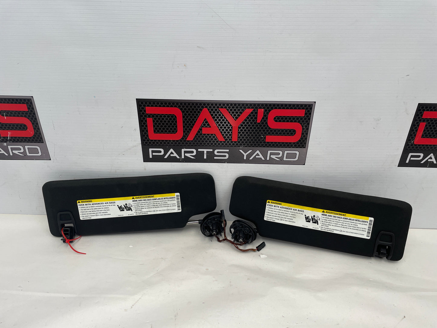 2016 Chevy Camaro SS RH & LH Sun Visor Sunvisor w/ Clips OEM - Day's Parts Yard