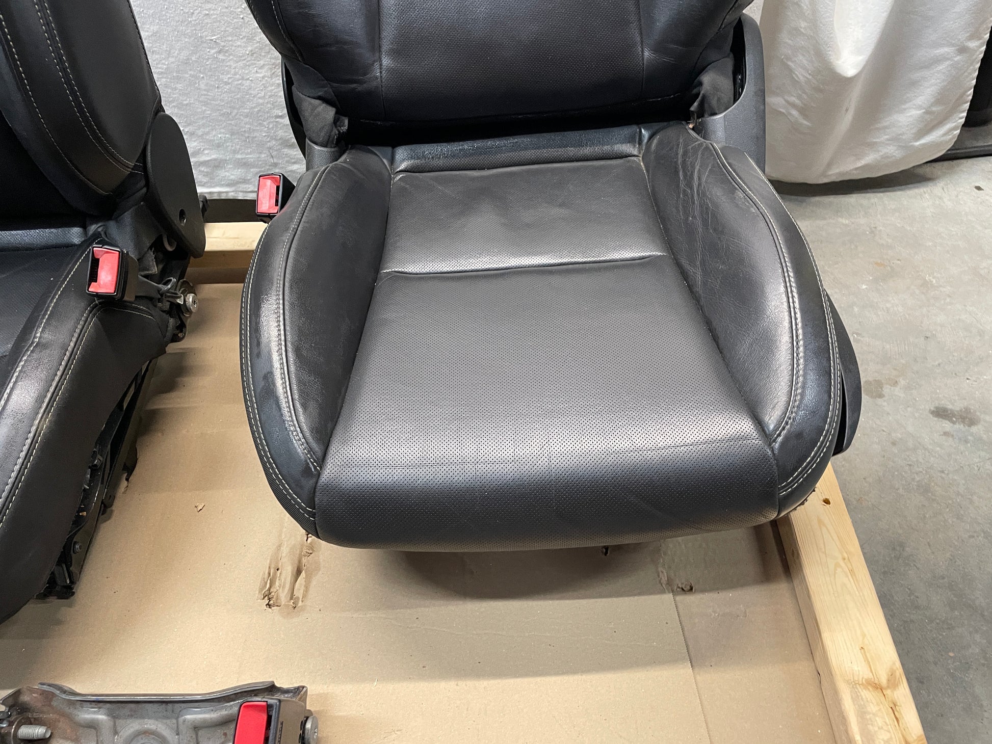 2015 Chevy Camaro SS Seats Front & Rear Black Leather OEM - Day's Parts Yard