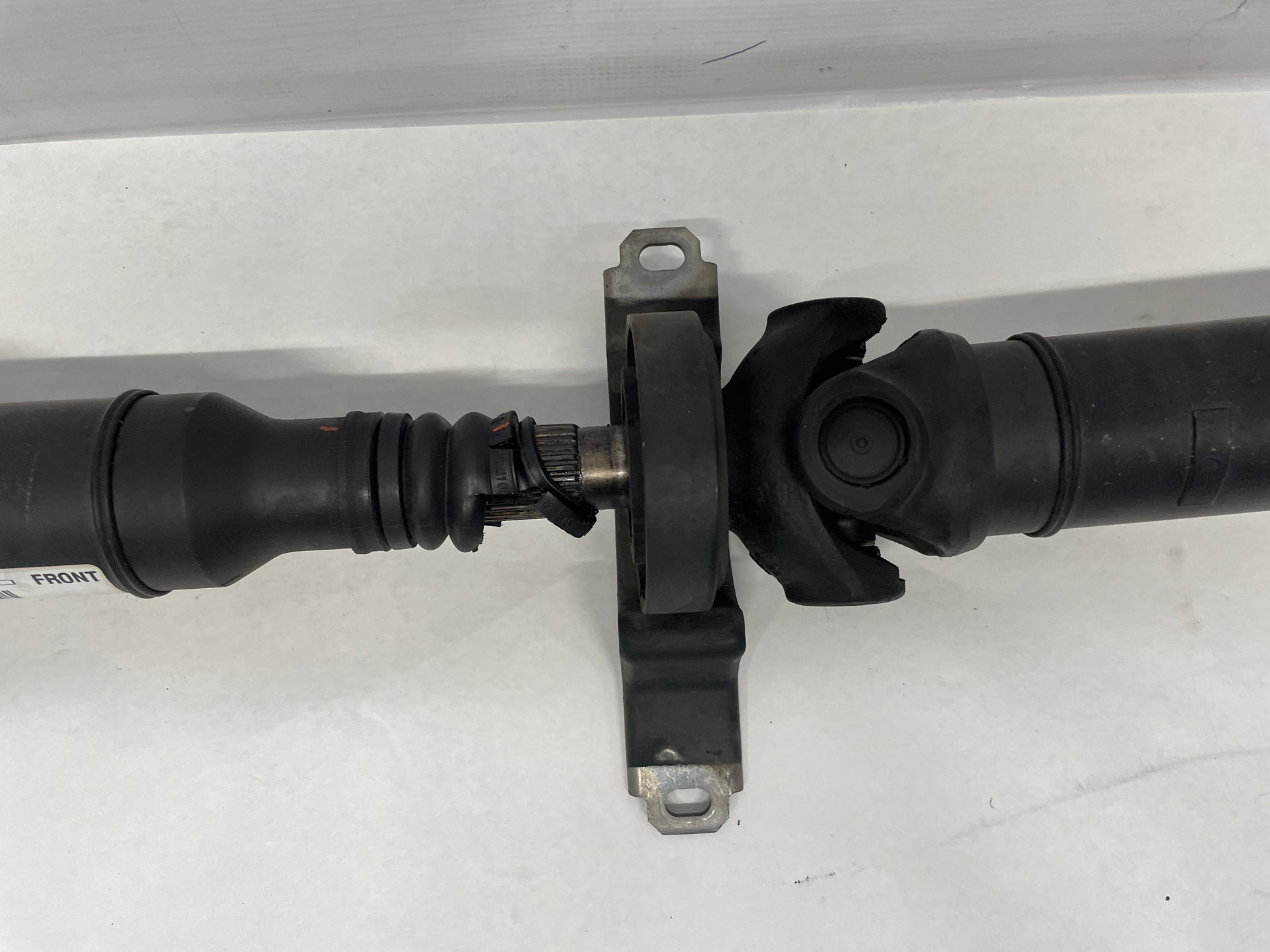 2015 Chevy Camaro SS Driveshaft Drive Shaft Line OEM - Day's Parts Yard