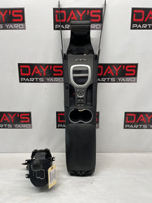 2009 Pontiac G8 GT Complete Center Console w/ Shifter Assembly OEM - Day's Parts Yard