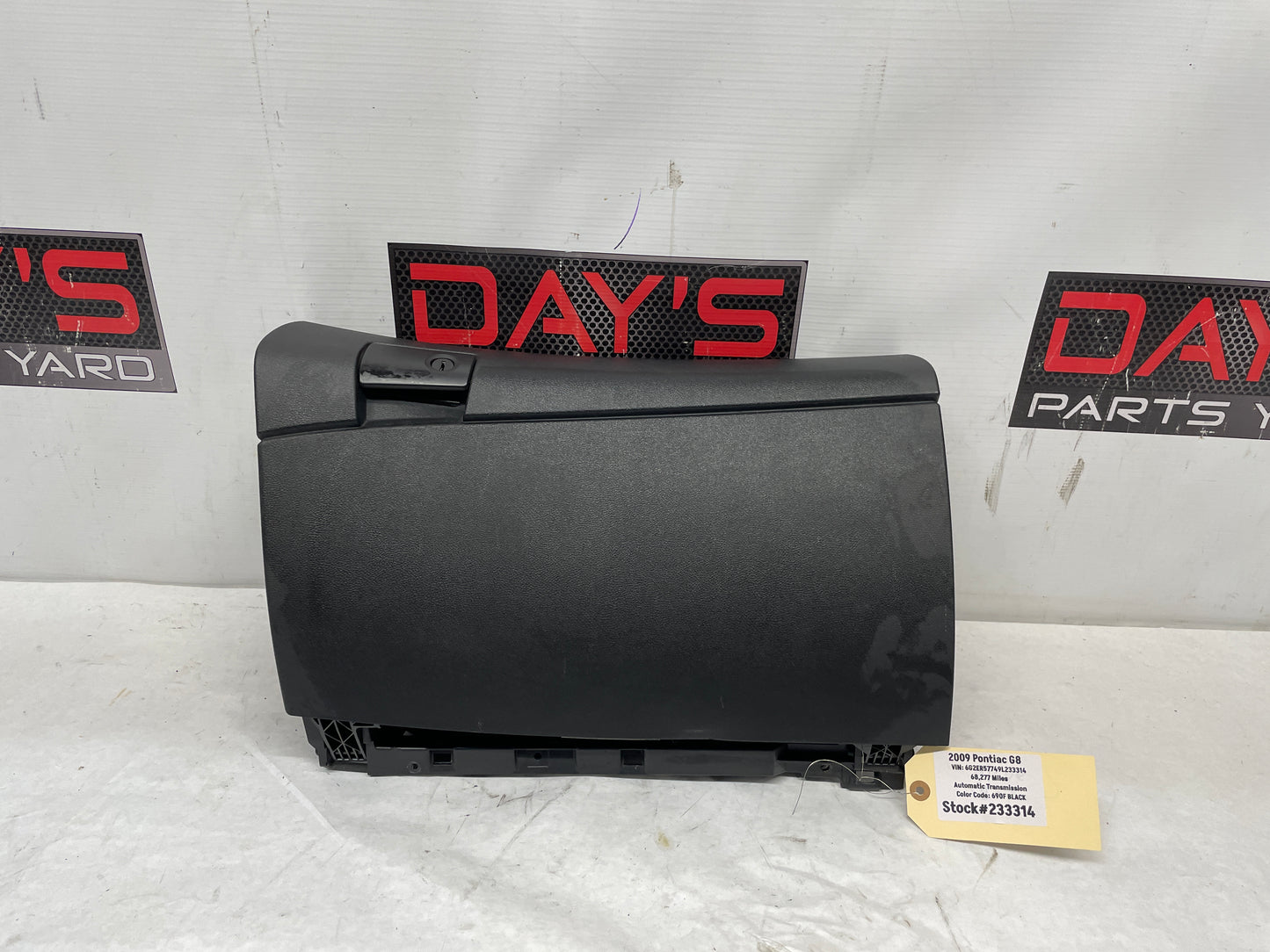 2009 Pontiac G8 Dash Glove Box Compartment OEM - Day's Parts Yard