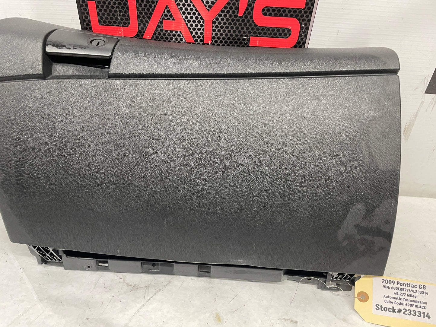 2009 Pontiac G8 Dash Glove Box Compartment OEM - Day's Parts Yard