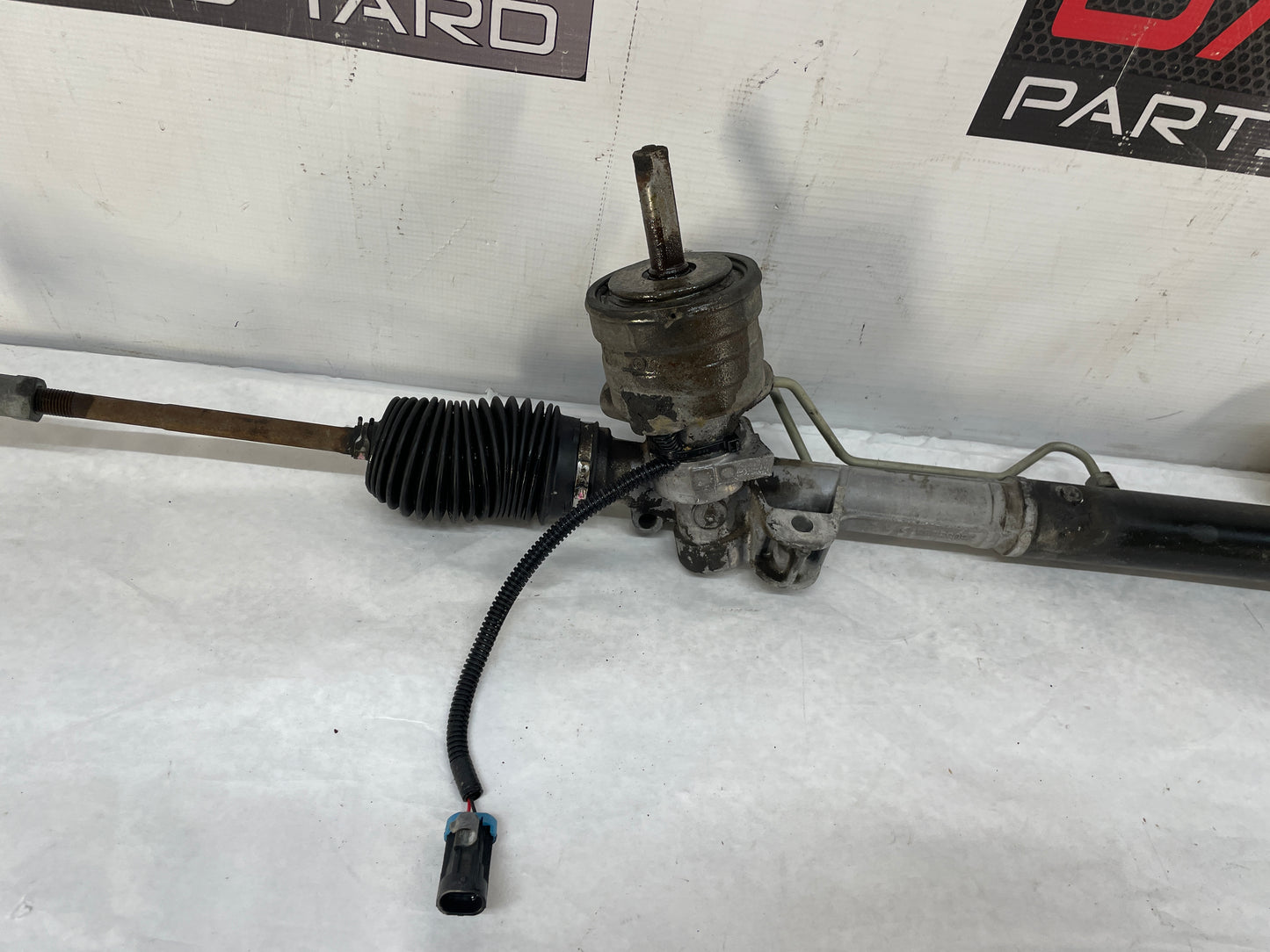 2004 Chevy C5 Corvette Power Steering Rack and Pinion Gear Assembly OEM - Day's Parts Yard