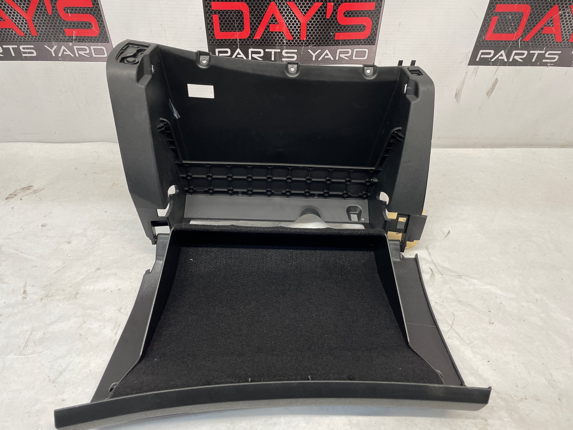 2009 Pontiac G8 Dash Glove Box Compartment OEM - Day's Parts Yard