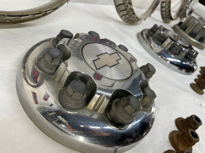 2007 Chevy Silverado K3500 Beauty Rings w/ Center Caps and Lug Nuts OEM - Day's Parts Yard