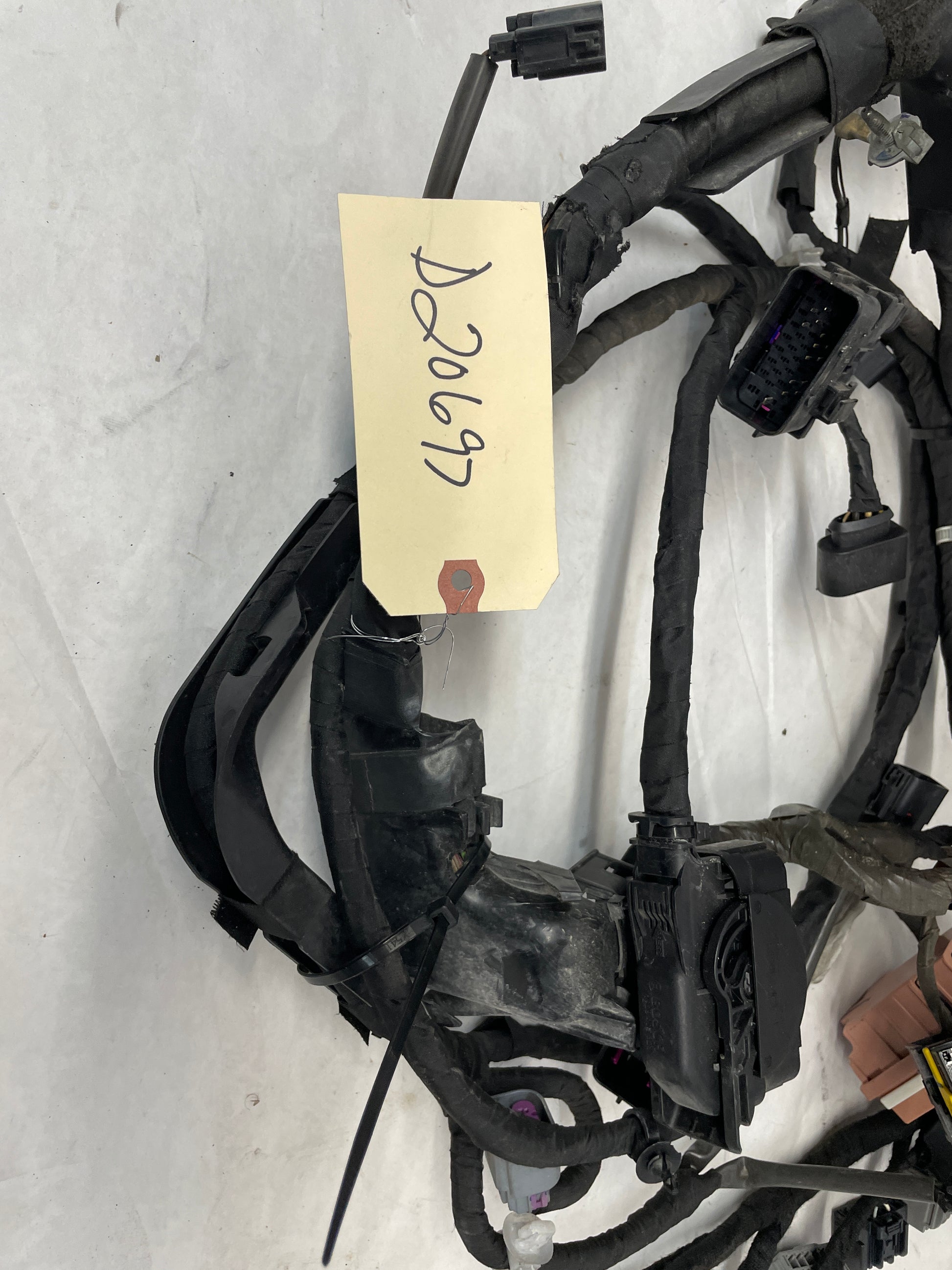 2014 Chevy SS Sedan Fire Wall Engine Bay Front Chassis Wire Wiring Harness OEM - Day's Parts Yard