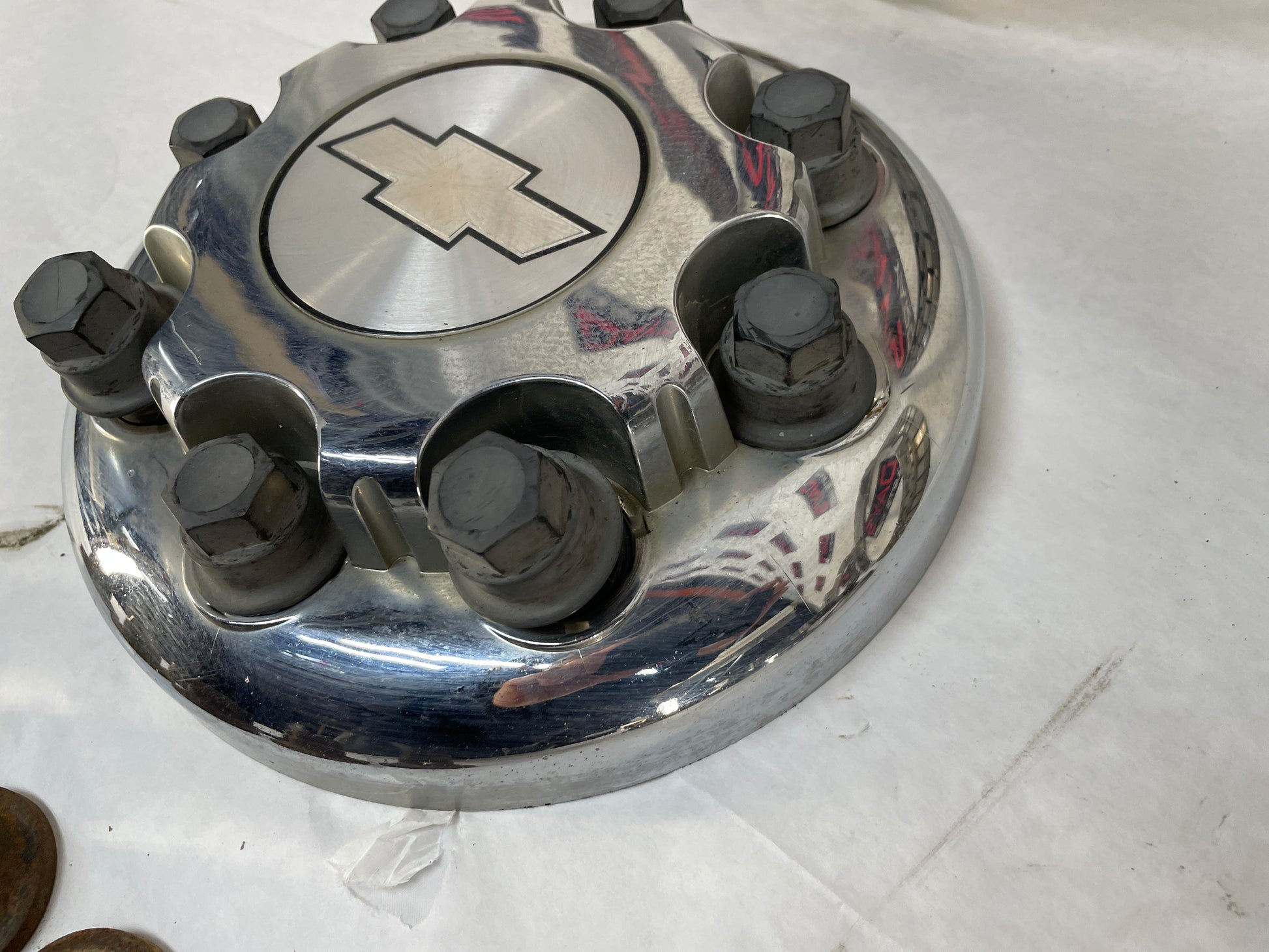 2007 Chevy Silverado K3500 Beauty Rings w/ Center Caps and Lug Nuts OEM - Day's Parts Yard