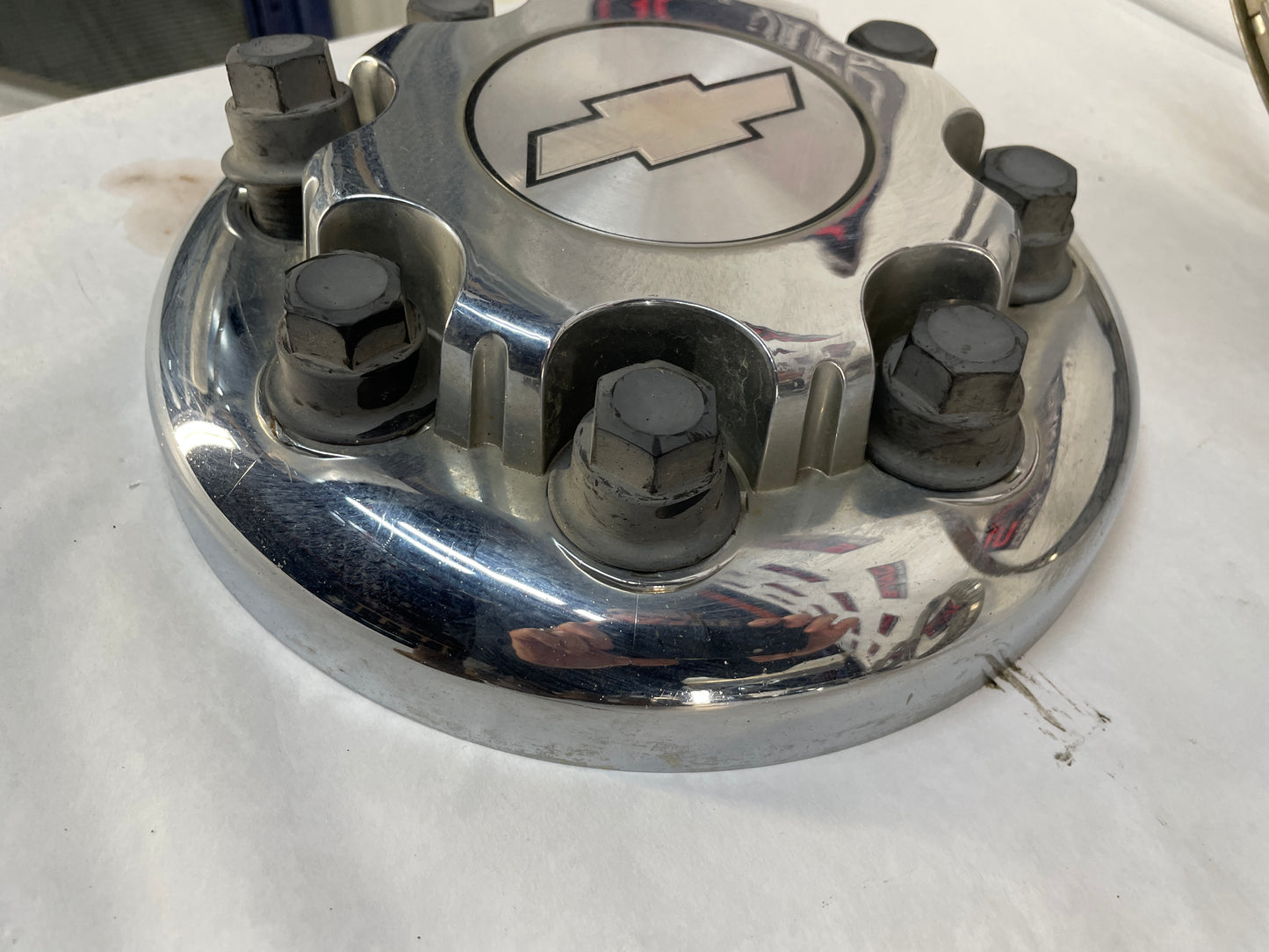 2007 Chevy Silverado K3500 Beauty Rings w/ Center Caps and Lug Nuts OEM - Day's Parts Yard