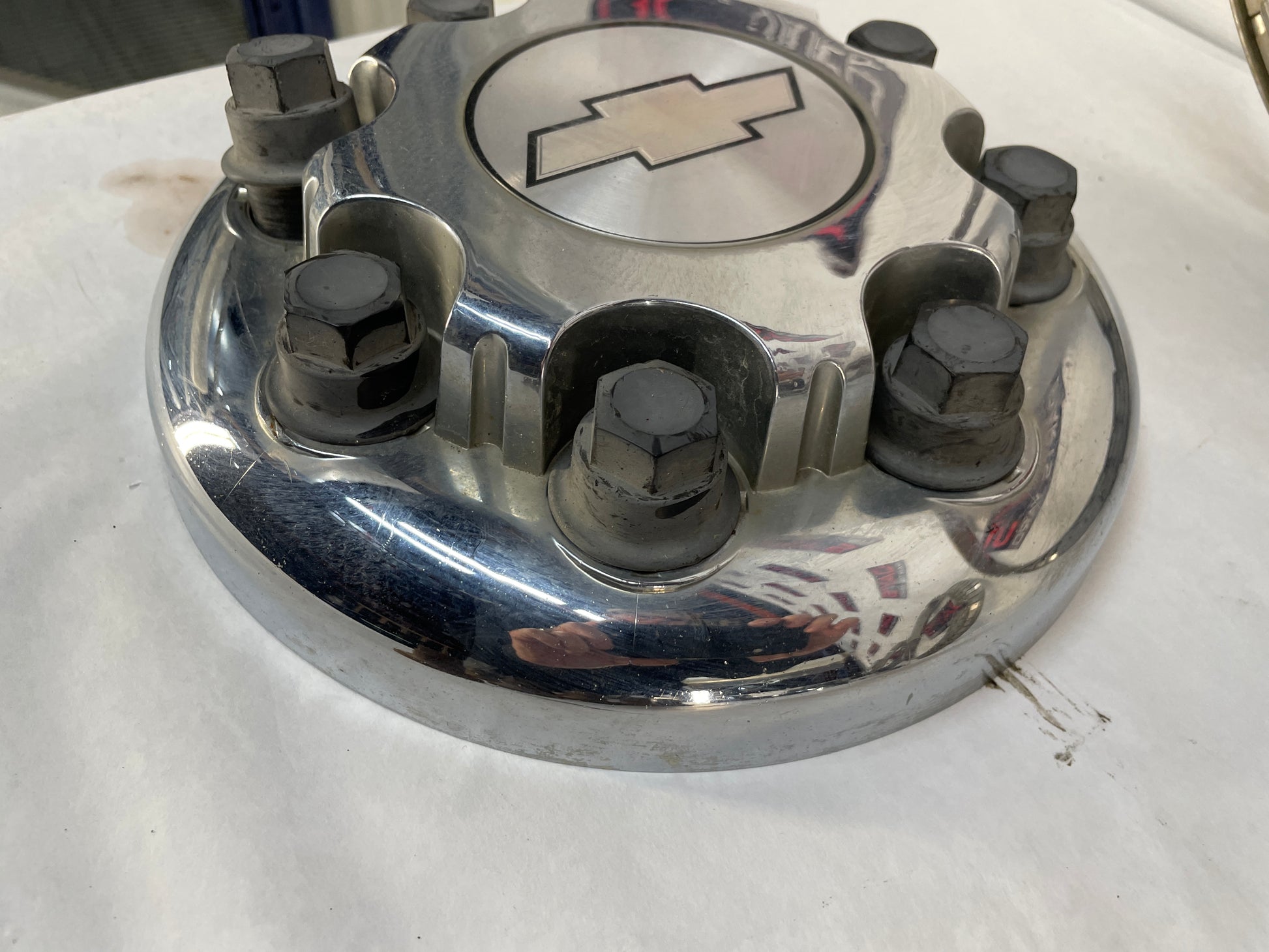 2007 Chevy Silverado K3500 Beauty Rings w/ Center Caps and Lug Nuts OEM - Day's Parts Yard