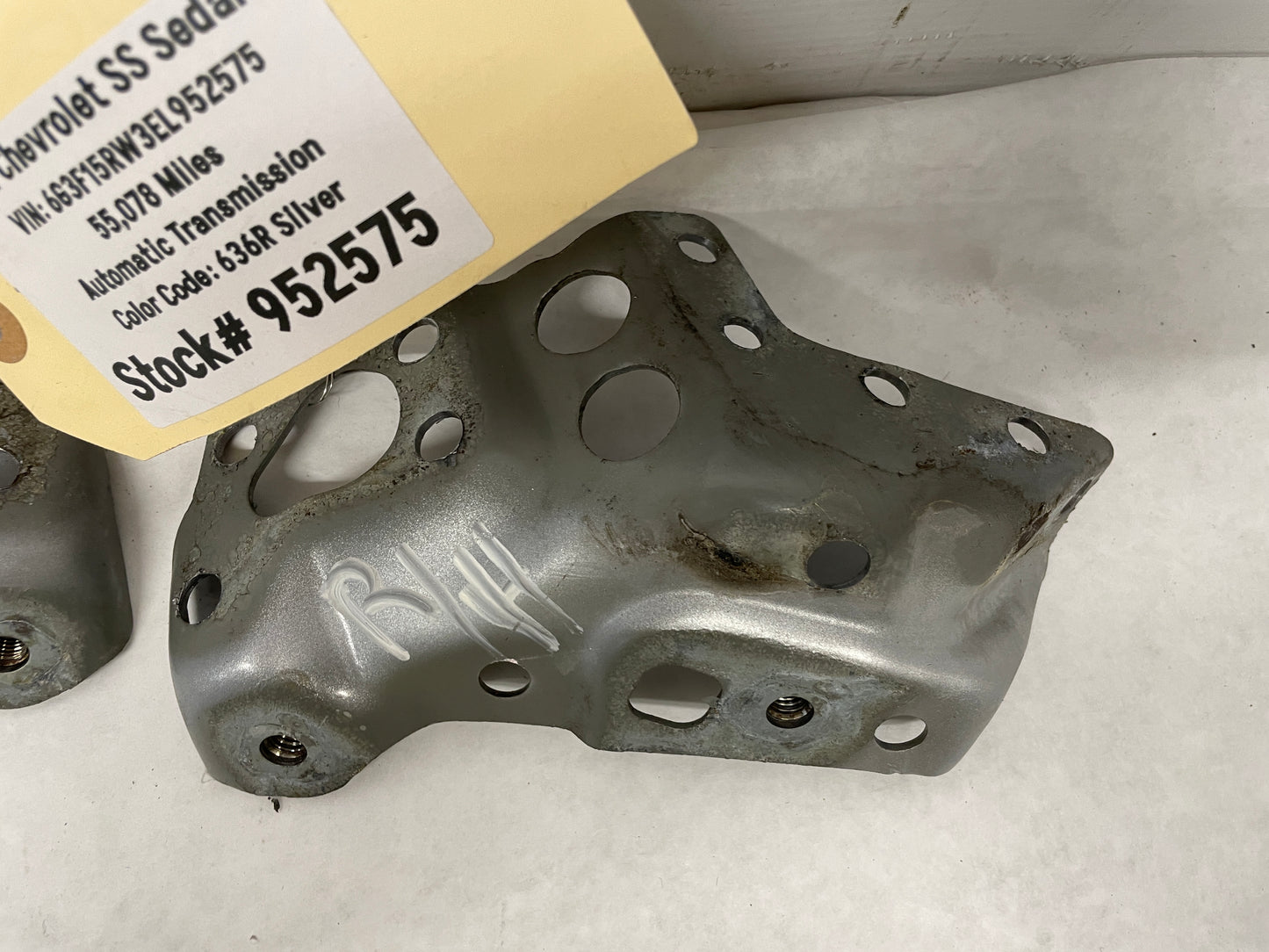 2014 Chevy SS Sedan RH & LH Weld On Hood Hinge Brackets OEM