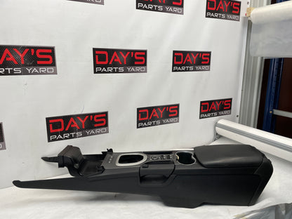 2009 Pontiac G8 GT Complete Center Console w/ Shifter Assembly OEM - Day's Parts Yard
