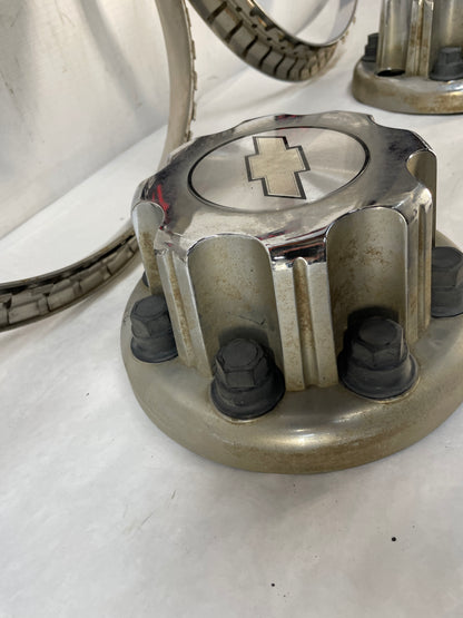 2007 Chevy Silverado K3500 Beauty Rings w/ Center Caps and Lug Nuts OEM - Day's Parts Yard