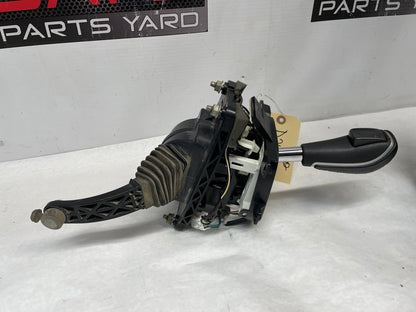 2009 Pontiac G8 GT Complete Center Console w/ Shifter Assembly OEM - Day's Parts Yard
