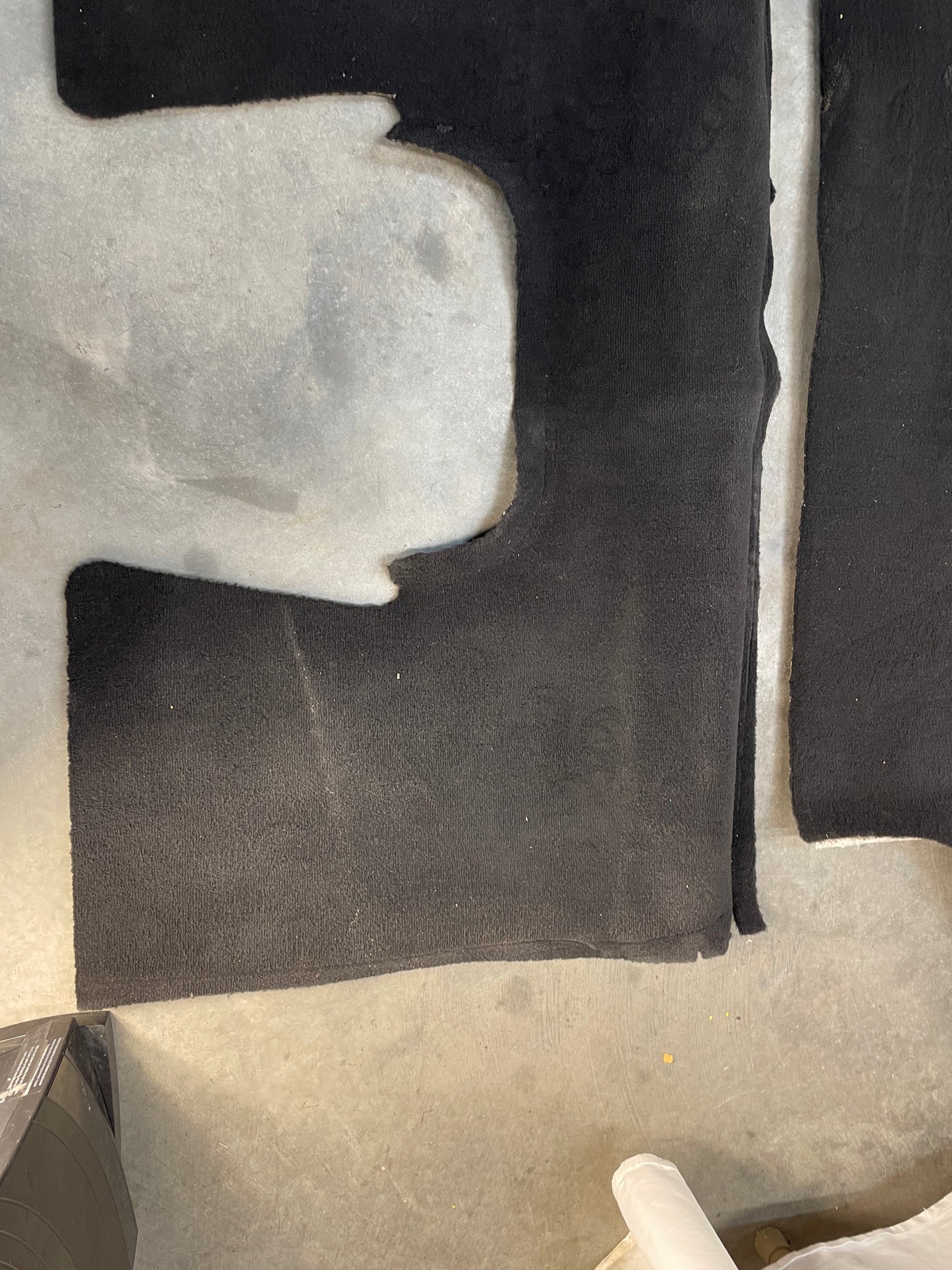 2004 Chevy C5 Corvette Complete Floor Carpet OEM - Day's Parts Yard