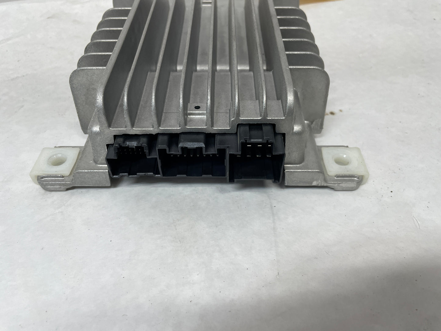 2014 Chevy SS Sedan Bose Stereo Radio Speaker Amplifier OEM