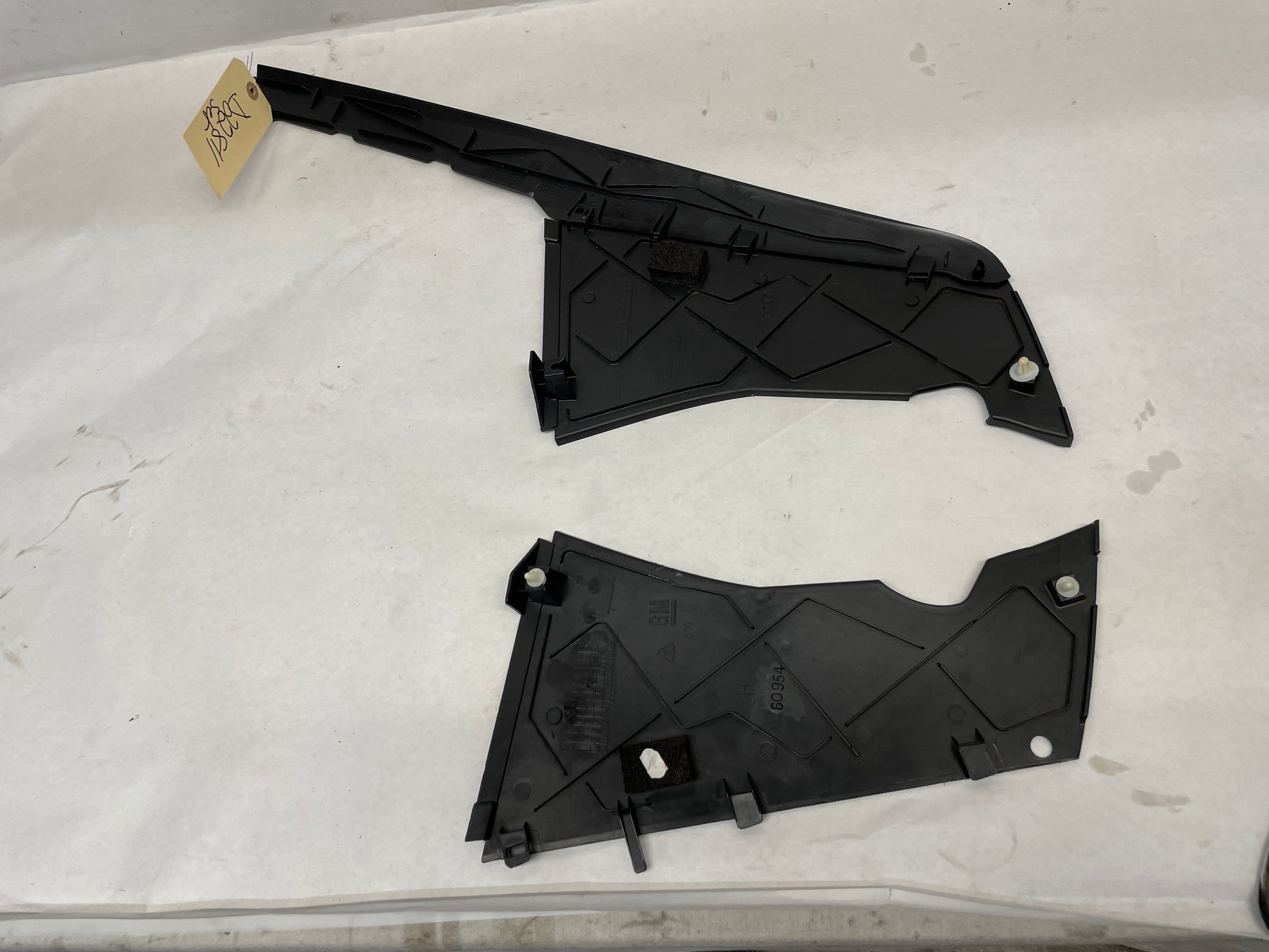 2013 Chevy Caprice PPV Center Console Side Trim Panels OEM - Day's Parts Yard