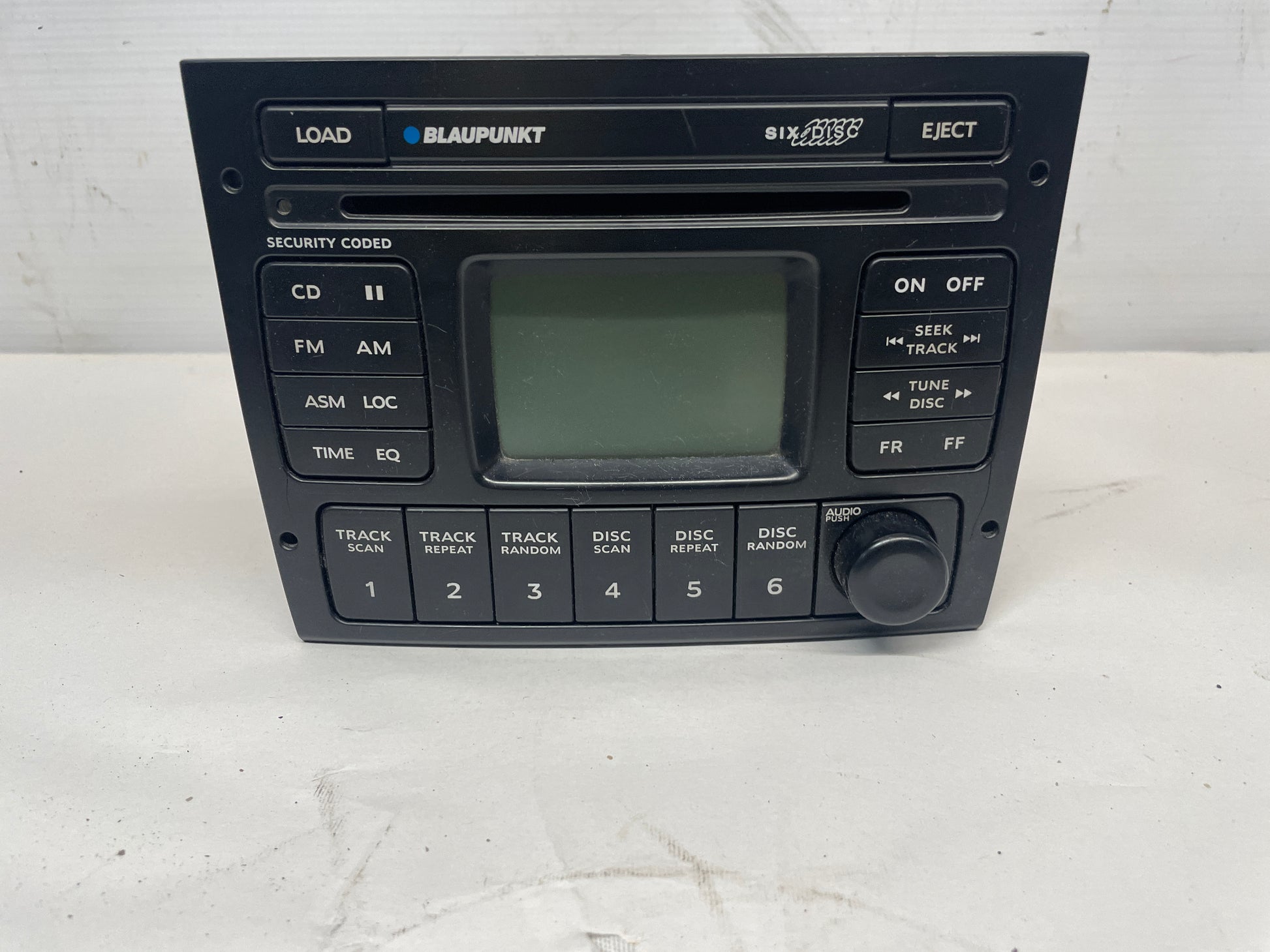 2004 Pontiac GTO Radio Stereo 6 Disk CD Changer Blaupunkt OEM - Day's Parts Yard