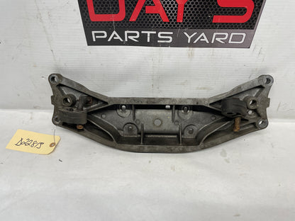 2013 Chevy Caprice PPV Automatic Transmission Crossmember Mount Support OEM - Day's Parts Yard