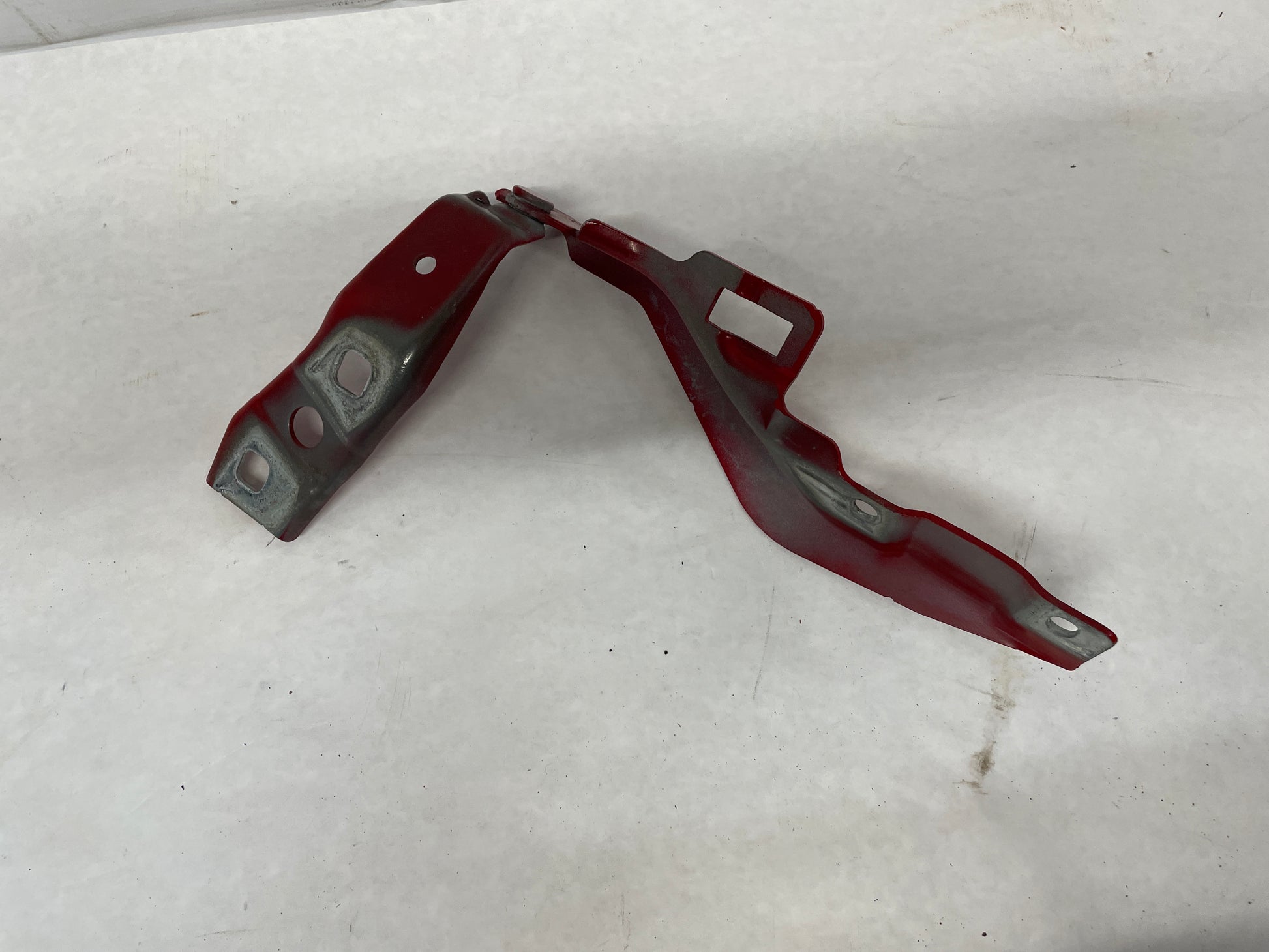 2009 Pontiac G8 GT RH & LH Hood Hinges w/ Mounting Brackets OEM - Day's Parts Yard