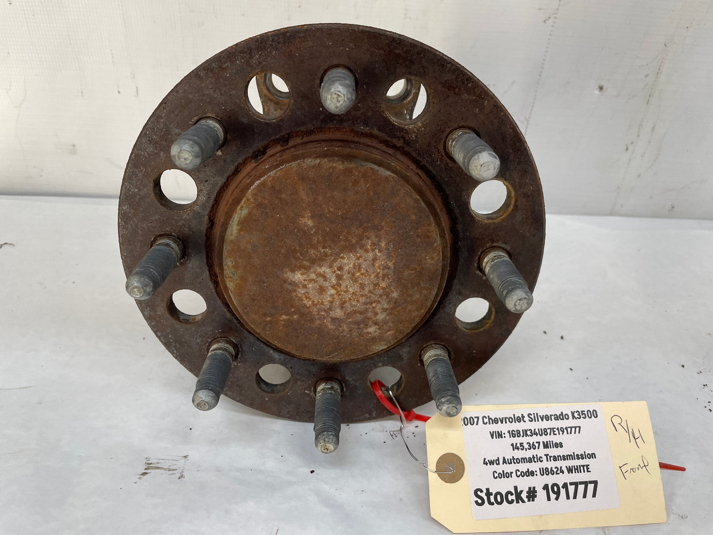 2007 Chevy Silverado K3500 RH Passenger Front Dual Wheel Bearing & Hub Assembly OEM - Day's Parts Yard