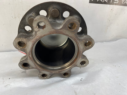 2007 Chevy Silverado K3500 RH Passenger Front Dual Wheel Bearing & Hub Assembly OEM - Day's Parts Yard