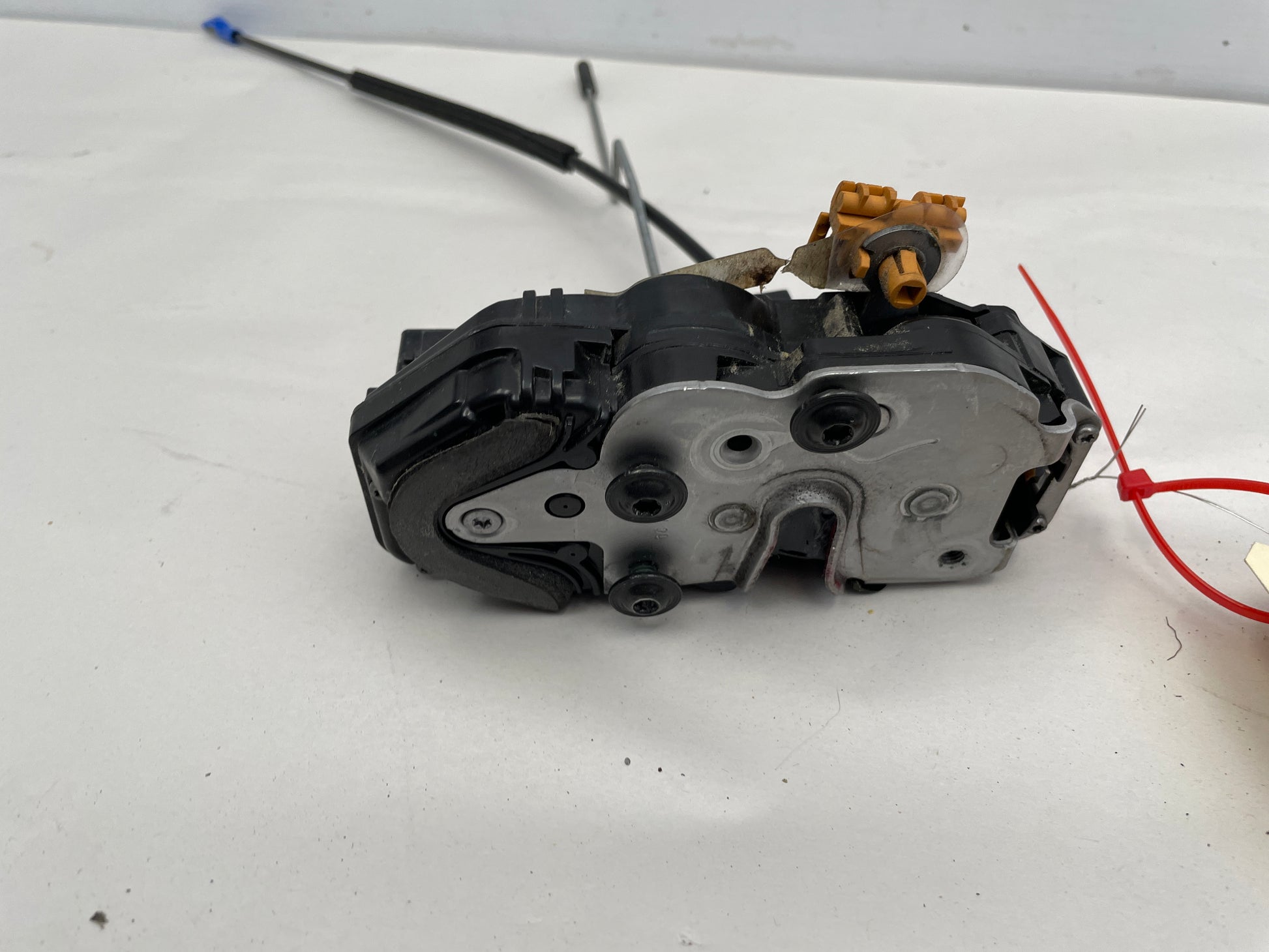 2017 Chevy SS Sedan Front RH Passenger Door Lock Actuator OEM - Day's Parts Yard