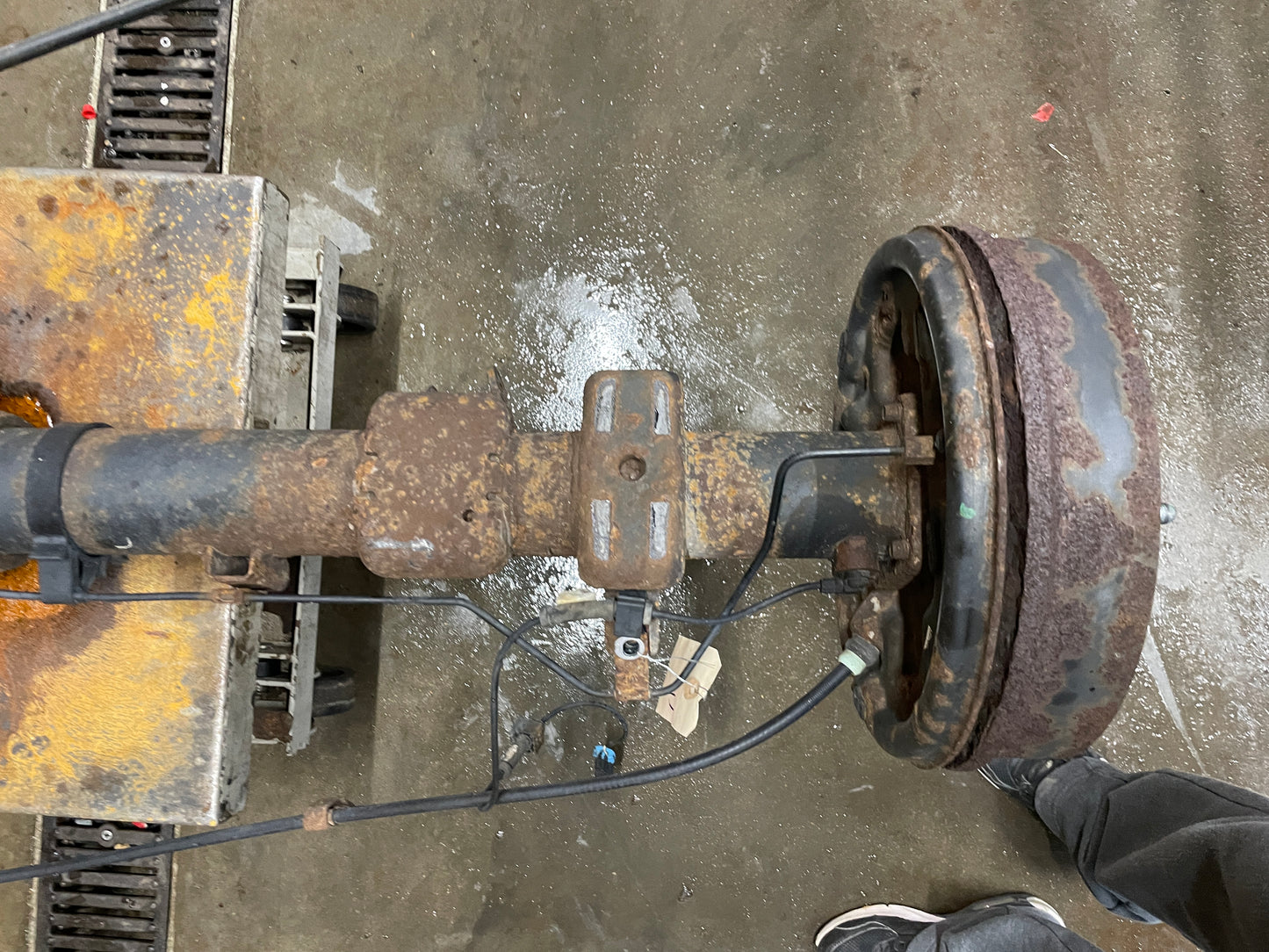 2012 Chevy Silverado K1500 LT Rear End Axle Carrier Rearend Differential - Day's Parts Yard
