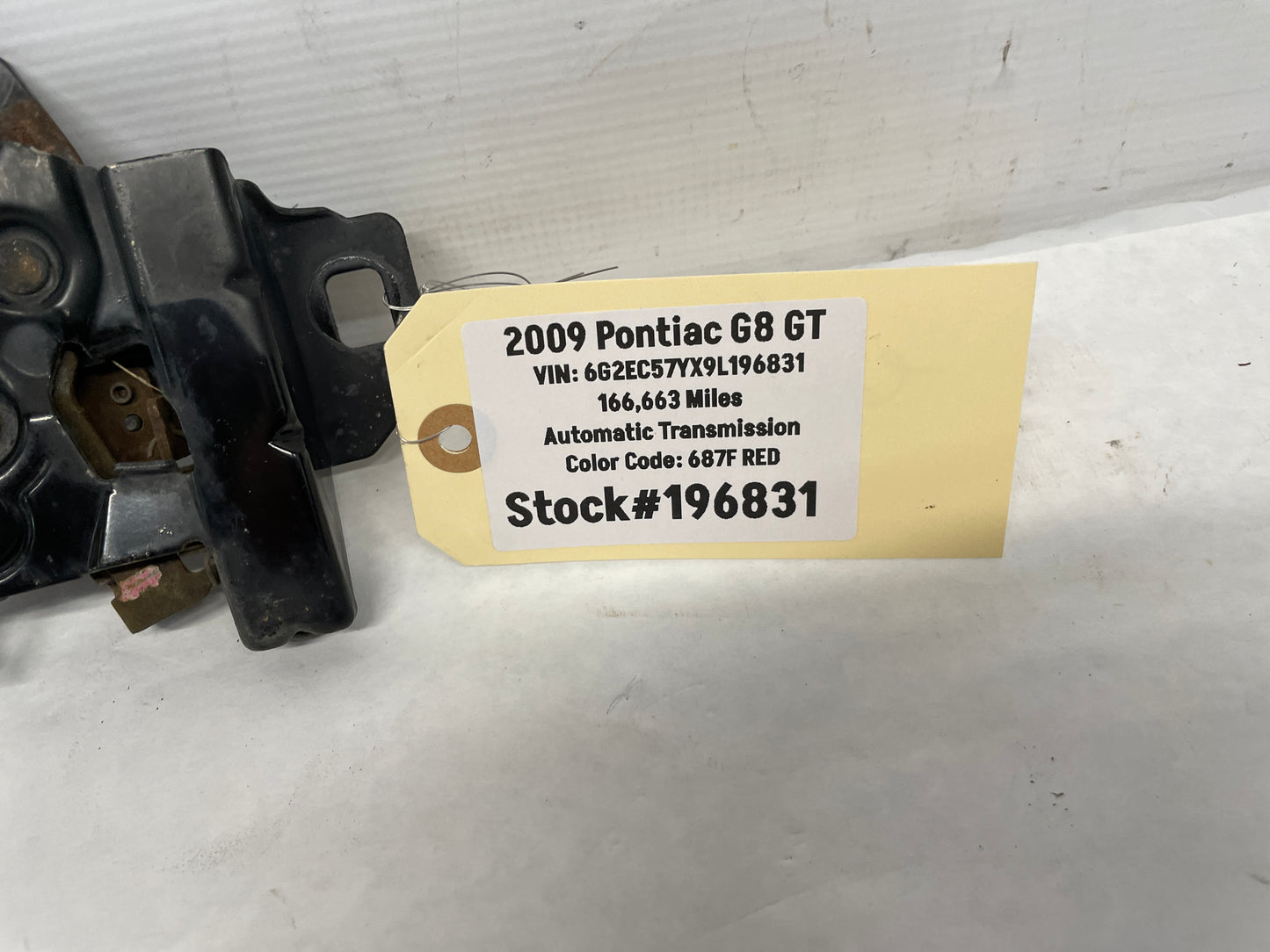 2009 Pontiac G8 GT Hood Latch OEM - Day's Parts Yard