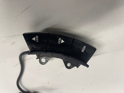 2004 Pontiac GTO Steering Wheel Radio Control Buttons OEM