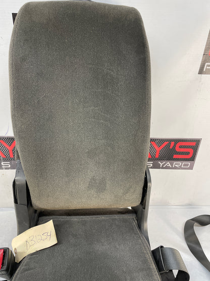 2007 Chevy Silverado K3500 Center Console Jump Seat OEM - Day's Parts Yard