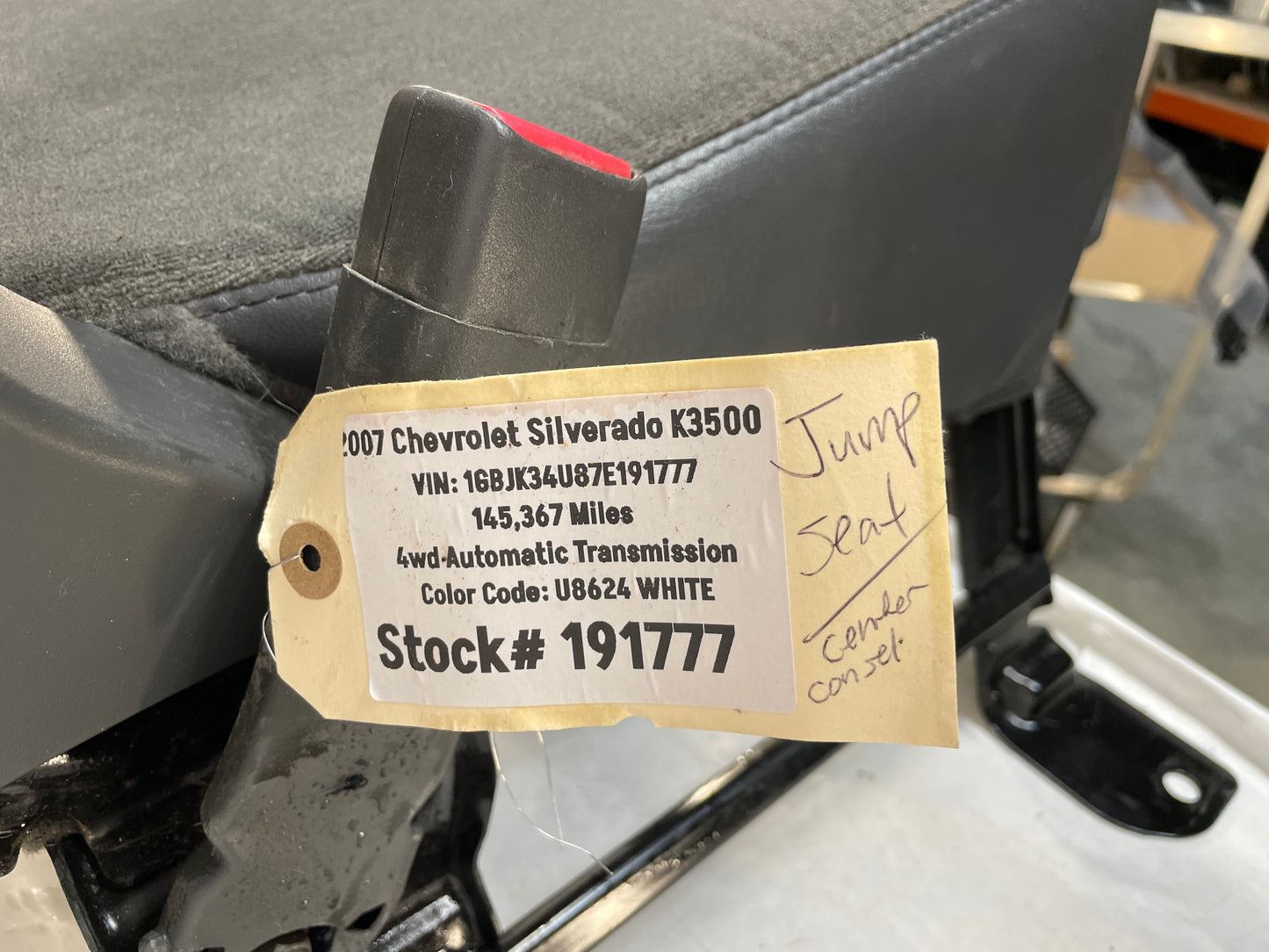 2007 Chevy Silverado K3500 Center Console Jump Seat OEM - Day's Parts Yard