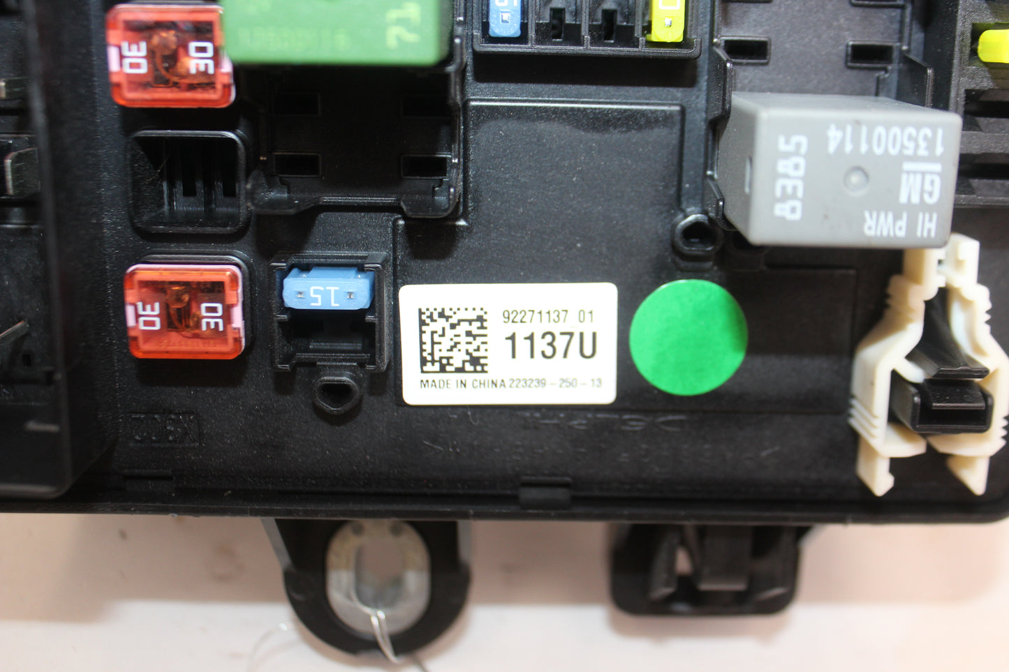 2014 Chevy SS Sedan Rear Fuse Box Relay OEM