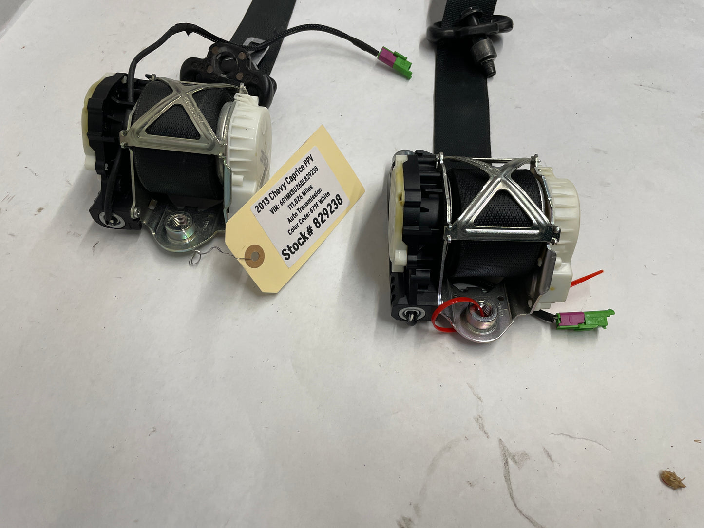 2013 Chevy Caprice PPV RH & LH Front Seat Belt Seatbelt Retractor Pre Tensioner OEM