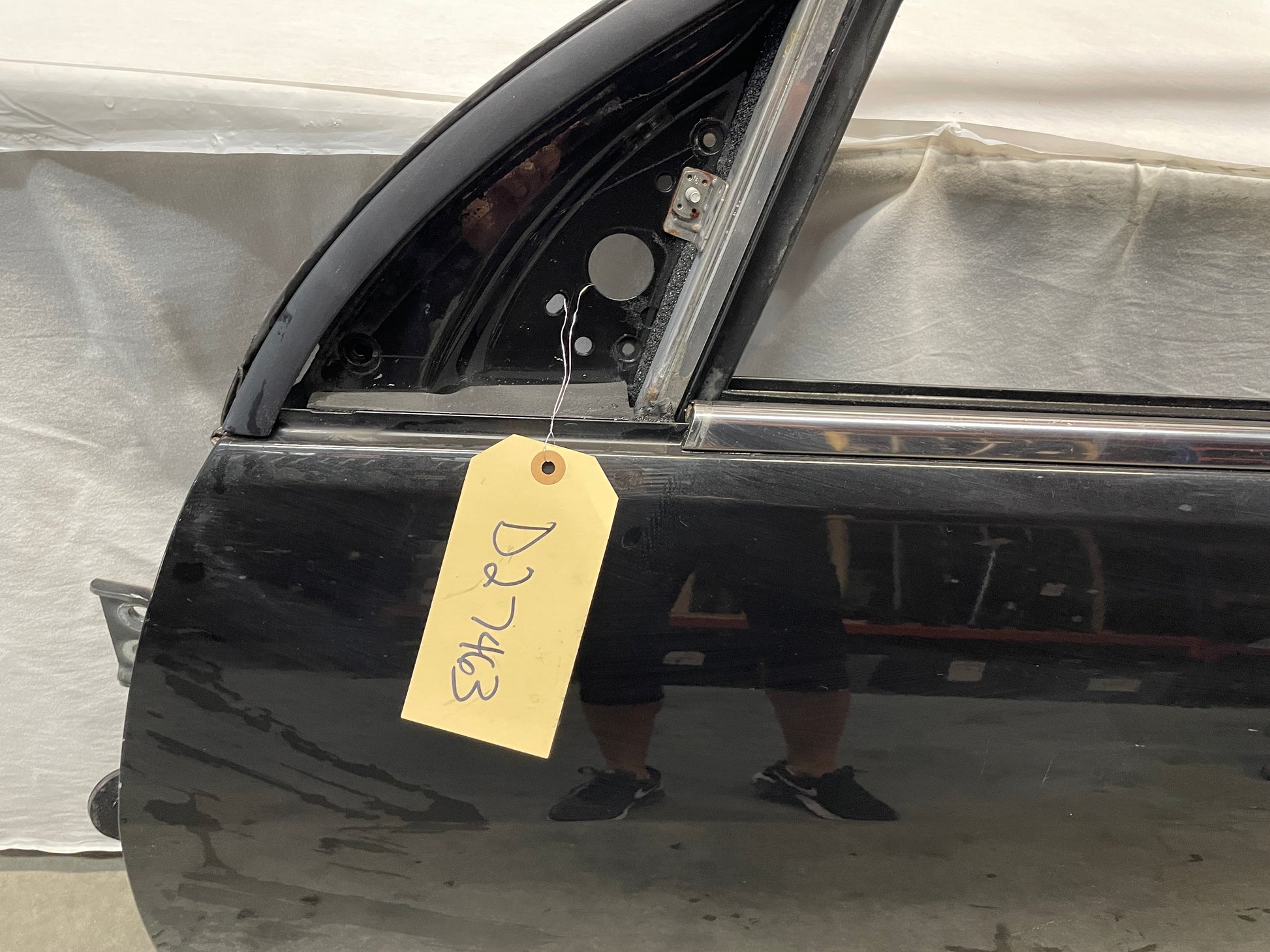 2009 Pontiac G8 LH Driver Front Exterior Door Black OEM - Day's Parts Yard