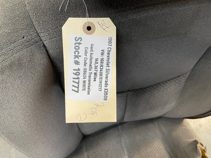 2007 Chevy Silverado K3500 Seats Dual Manual Front LH & RH Bucket Seats Gray Cloth OEM - Day's Parts Yard