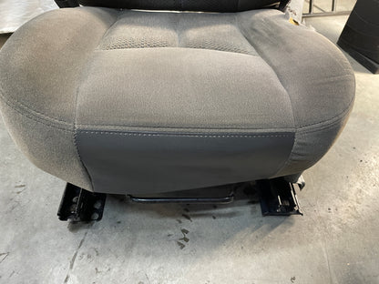 2007 Chevy Silverado K3500 Seats Dual Manual Front LH & RH Bucket Seats Gray Cloth OEM - Day's Parts Yard