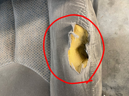 2007 Chevy Silverado K3500 Seats Dual Manual Front LH & RH Bucket Seats Gray Cloth OEM - Day's Parts Yard