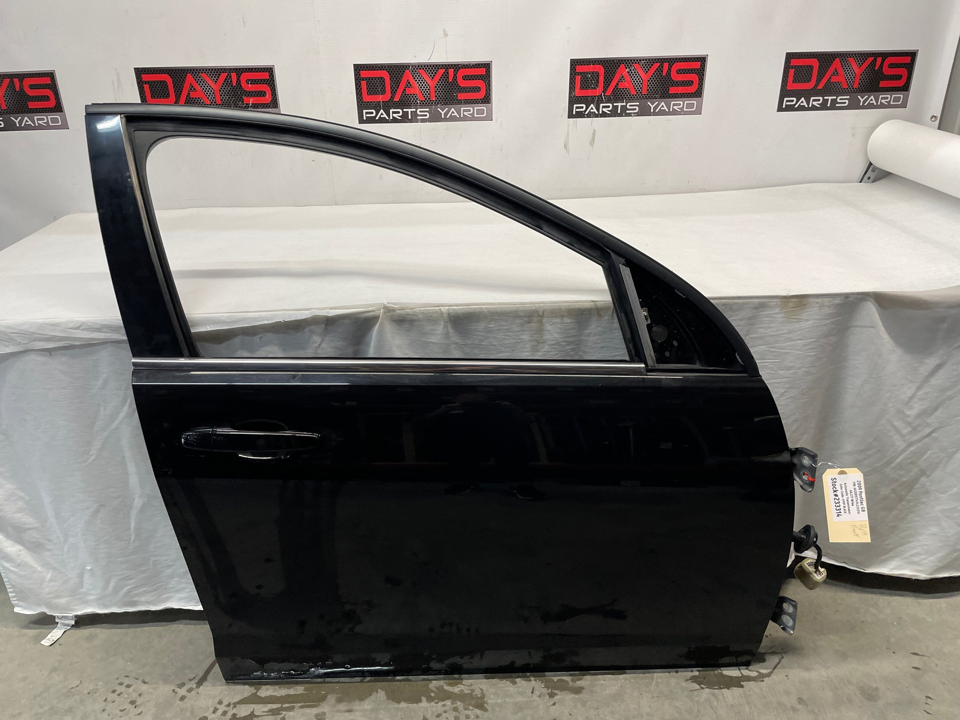2009 Pontiac G8 GT RH Passenger Front Exterior Door OEM - Day's Parts Yard