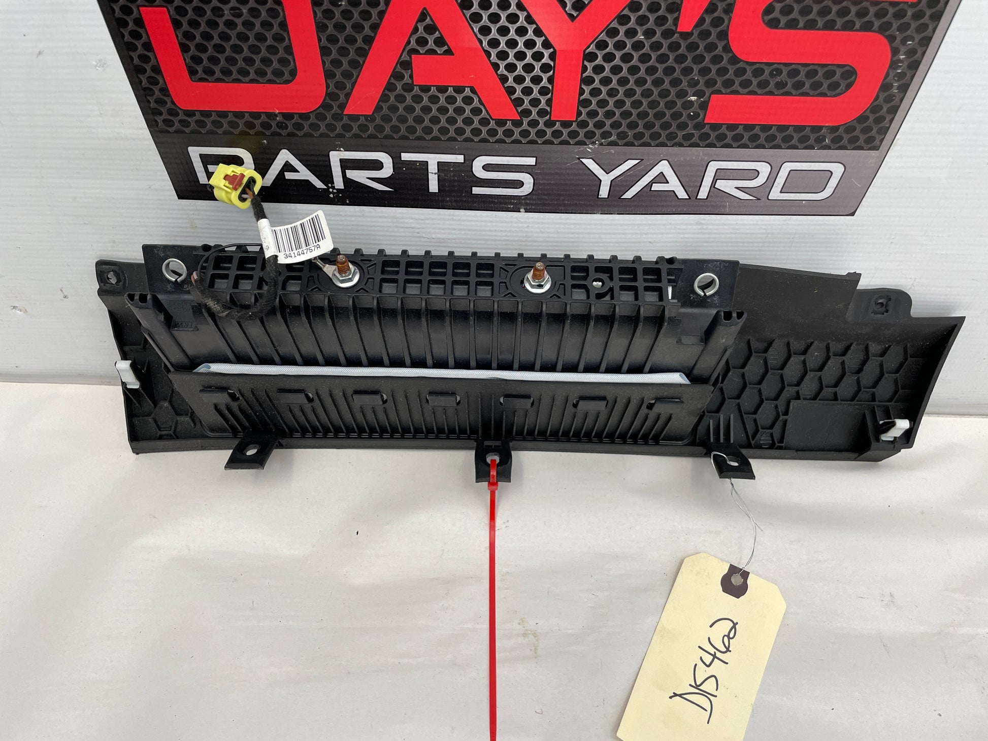 2017 Chevy SS Sedan RH Passenger Knee Airbag Dash Bag OEM - Day's Parts Yard