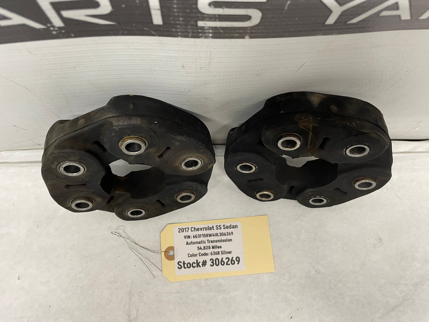 2017 Chevy SS Sedan Driveshaft Drive Shaft Rubber Couplers Isolators OEM