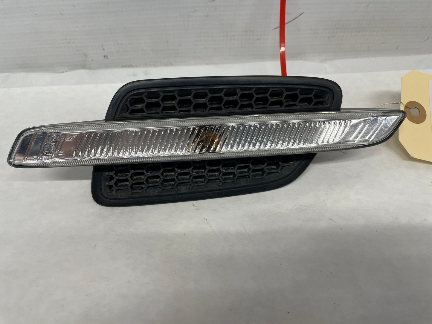 2009 Pontiac G8 GT RH Passenger Fender Marker Repeater Lamp Light OEM - Day's Parts Yard