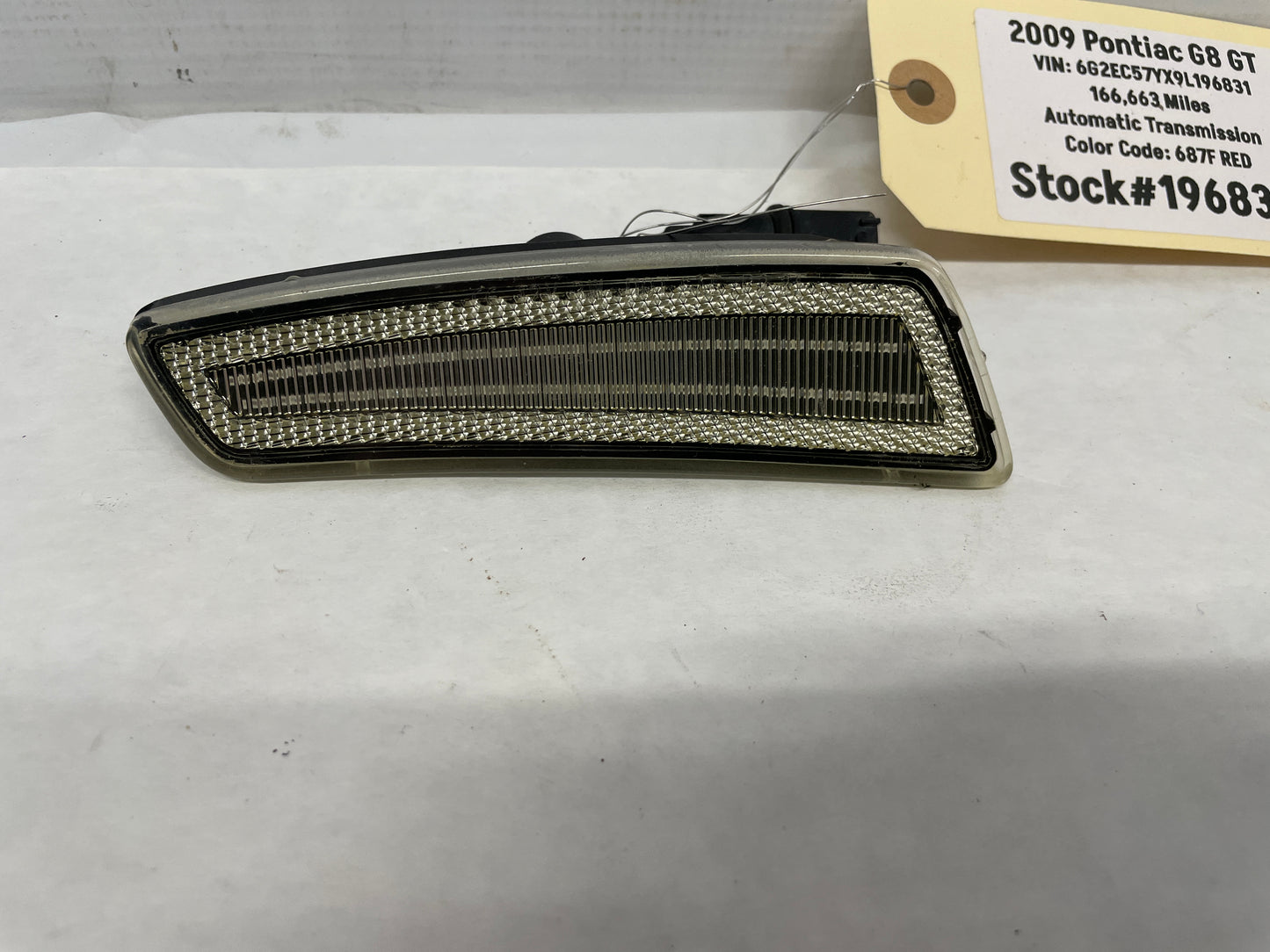 2009 Pontiac G8 GT LH Driver Front Bumper Reflector Turn Signal Marker Light Aftermarket - Day's Parts Yard