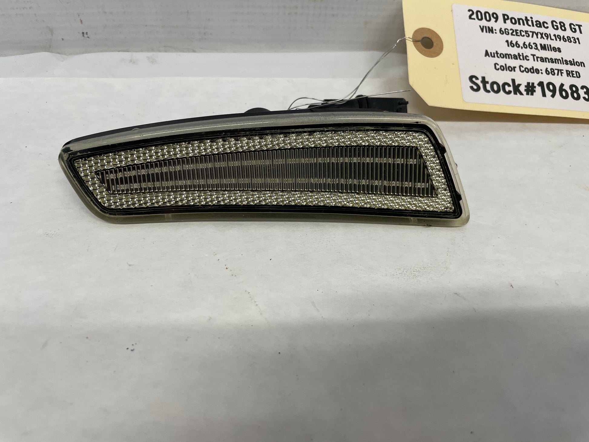 2009 Pontiac G8 GT LH Driver Front Bumper Reflector Turn Signal Marker Light Aftermarket - Day's Parts Yard